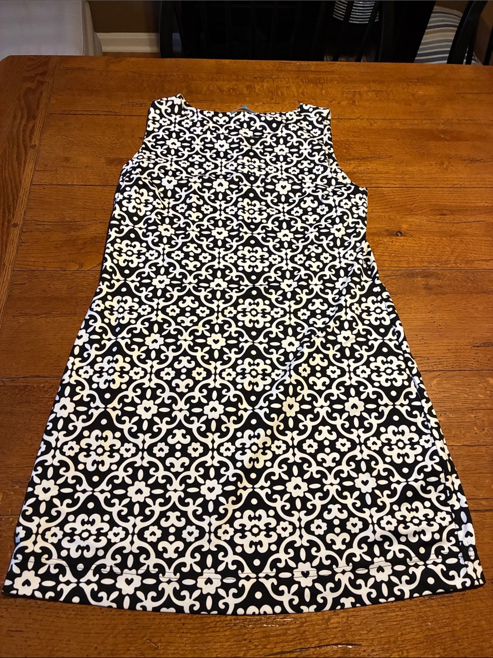 Sleeveless Midi Shift Dress in Black and White Tile Print